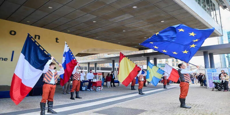 Candidate nations must implement structural reforms